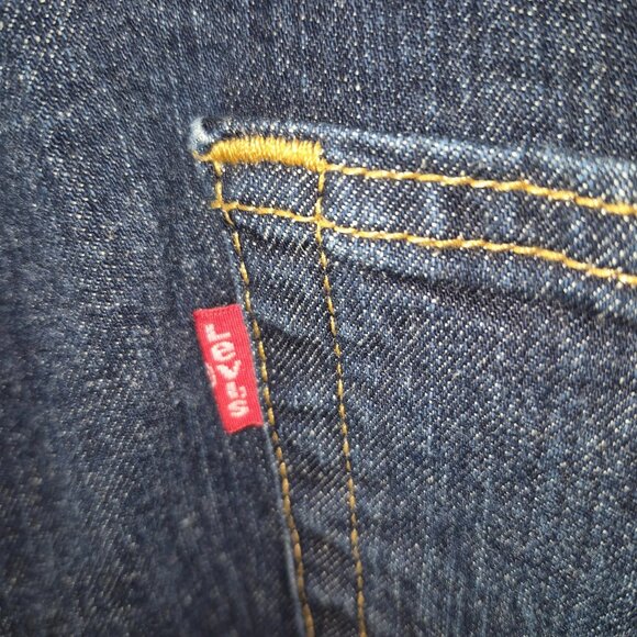 Levi's 505  Men's 38 X 30 Regular Fit Denim Jeans - Picture 5 of 6